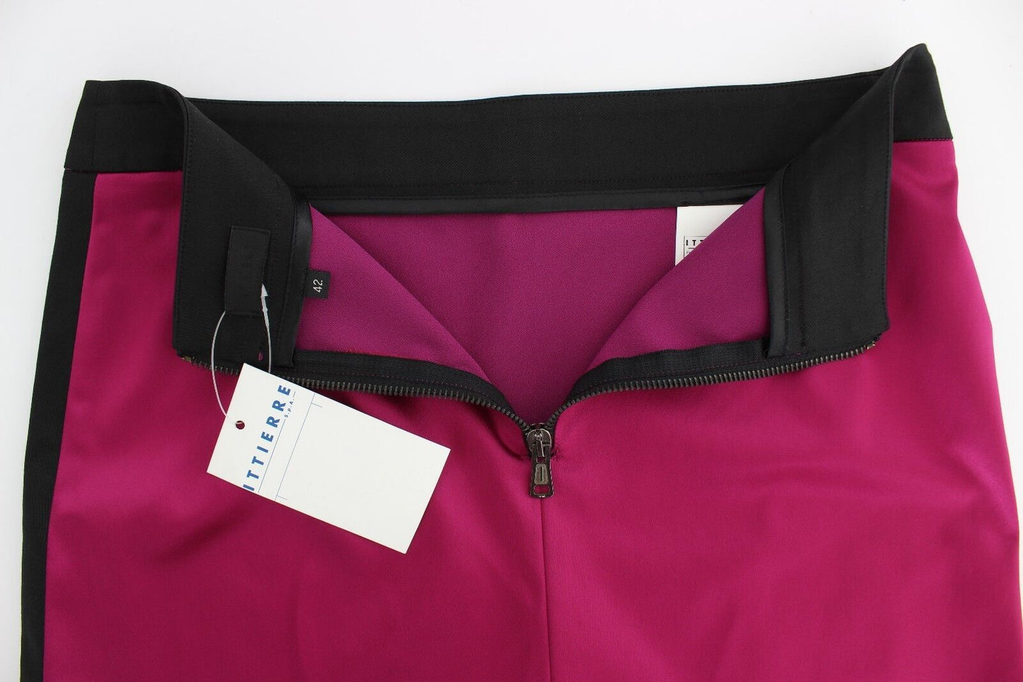 Dolce & Gabbana Elegant Pencil Skirt in Black and Pink - Elegance Online Limited