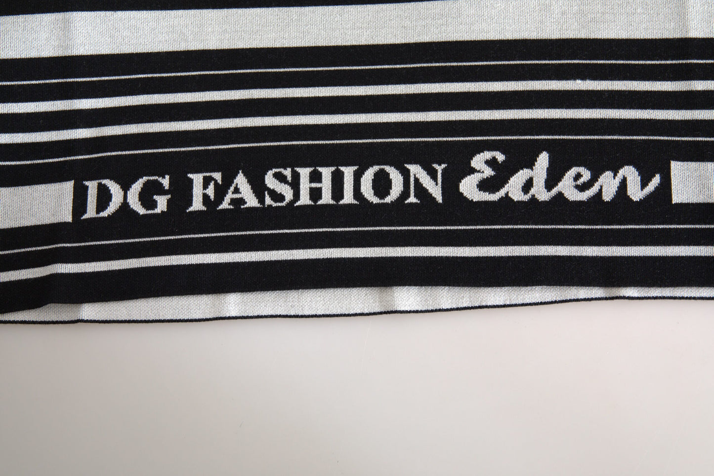 T-shirt ras du cou élégant en coton blanc Dolce & Gabbana