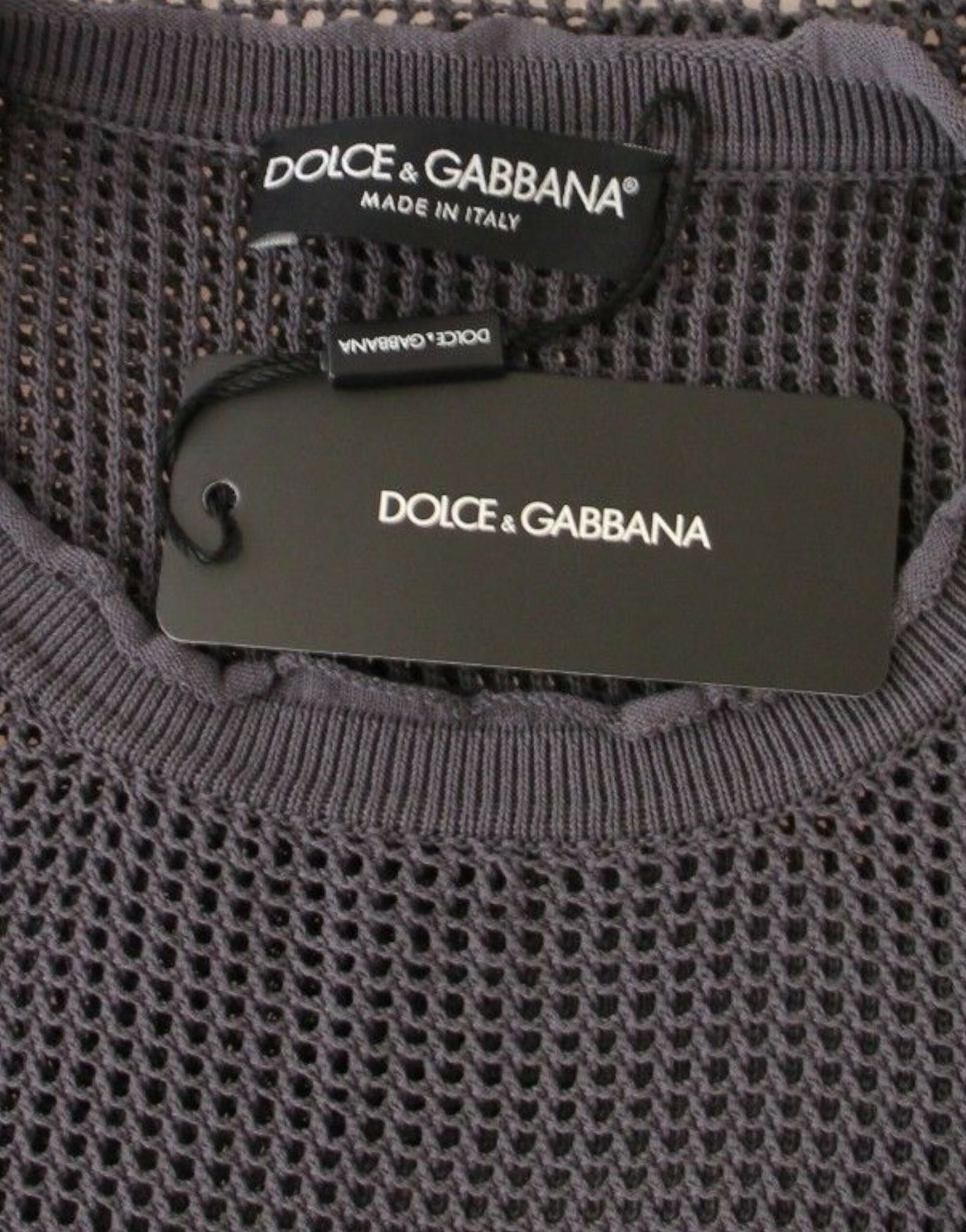 Suéter elegante de red con cuello redondo en violeta claro de Dolce & Gabbana