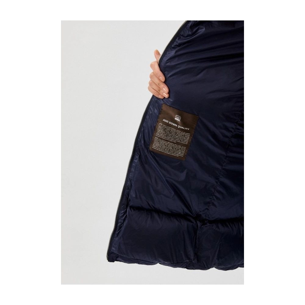 Ajoutez des vestes et des manteaux en polyamide bleu