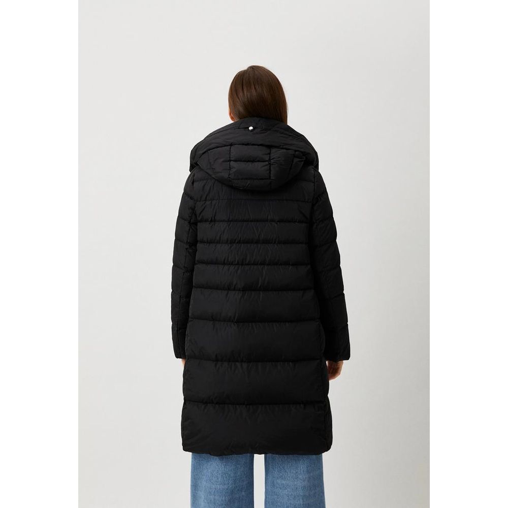 Ajoutez des vestes et des manteaux en polyamide noir