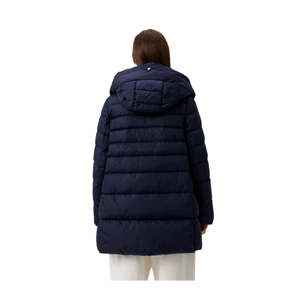 Añadir chaquetas y abrigos de nailon azul