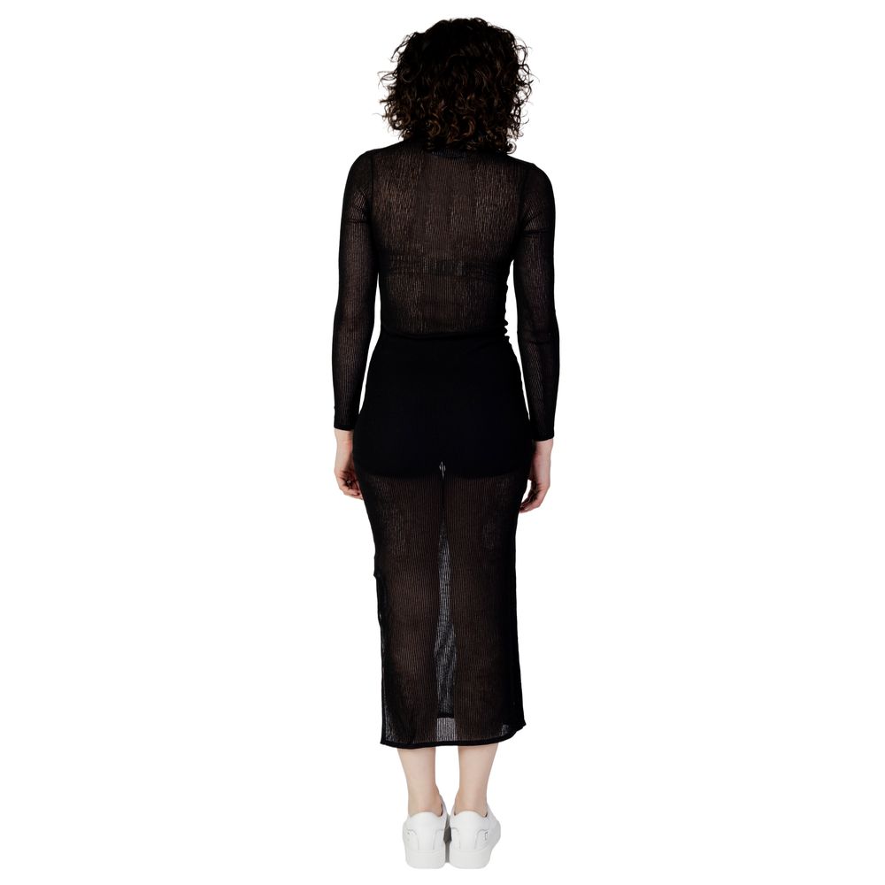 Vestido acrílico negro de Calvin Klein Jeans