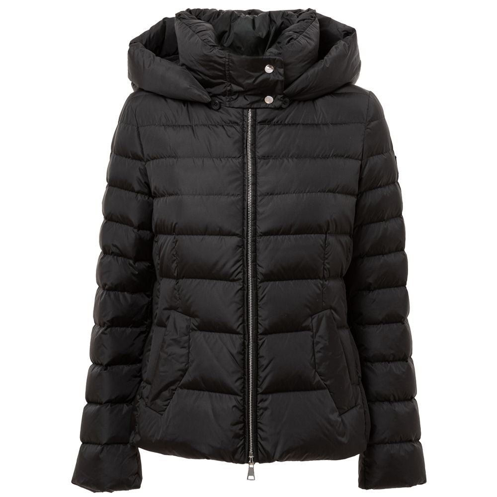 Ajoutez des vestes et des manteaux en polyamide noir