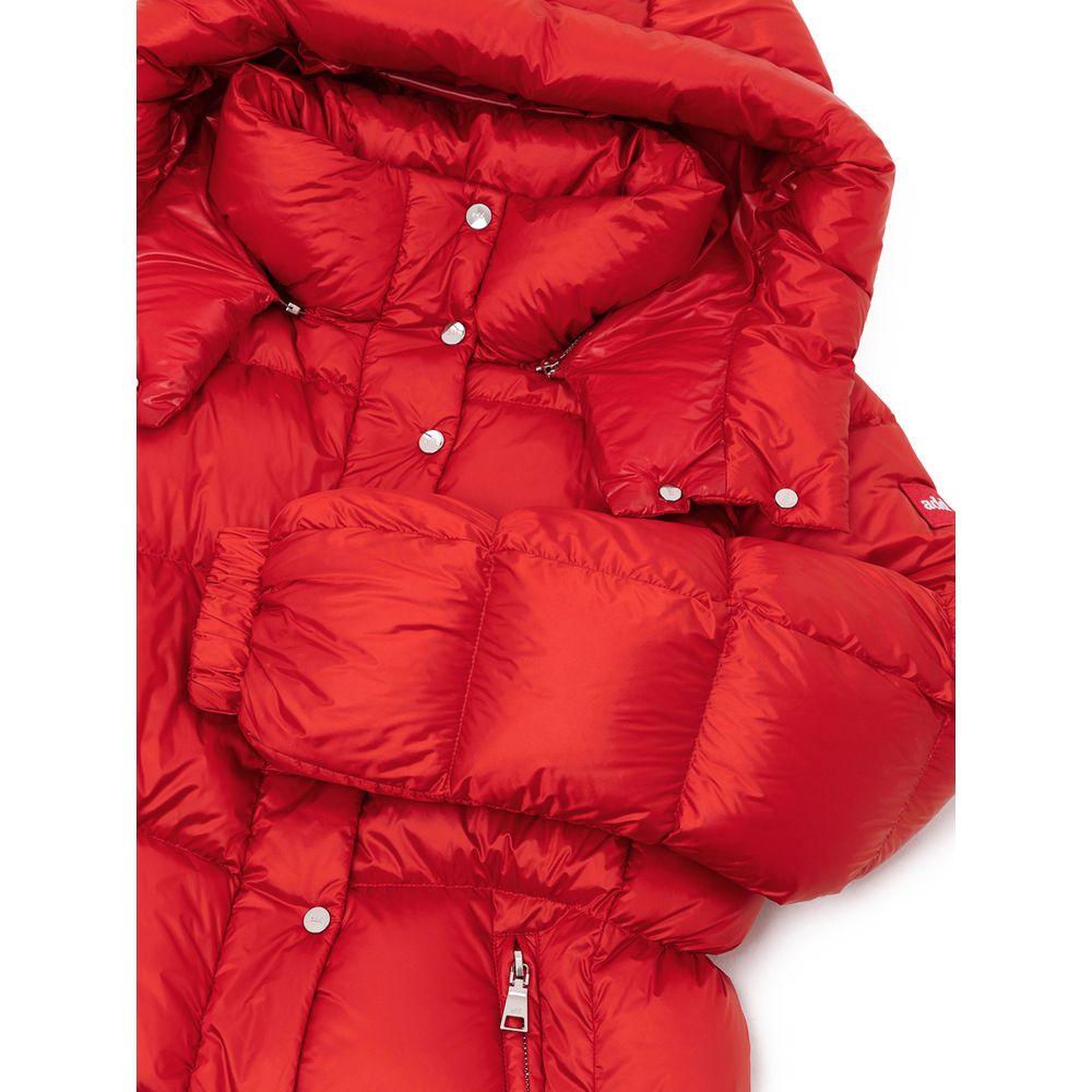 Ajoutez des vestes et des manteaux en polyamide rouge