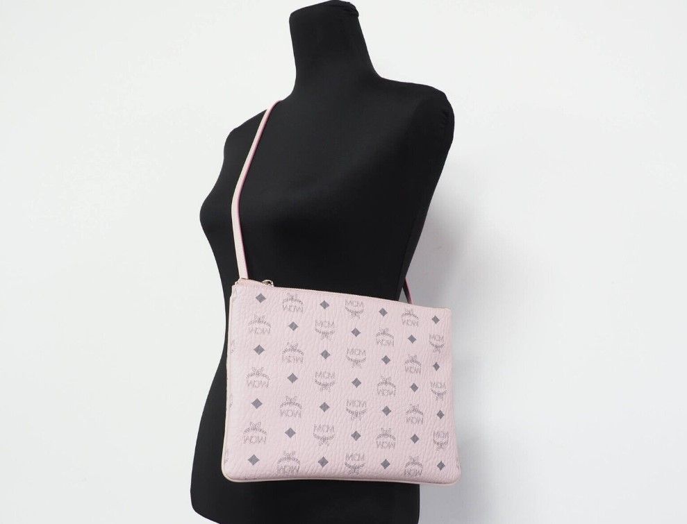 Mcm Portuna Medium Visetos Sac à bandoulière en toile enduite rose poudré