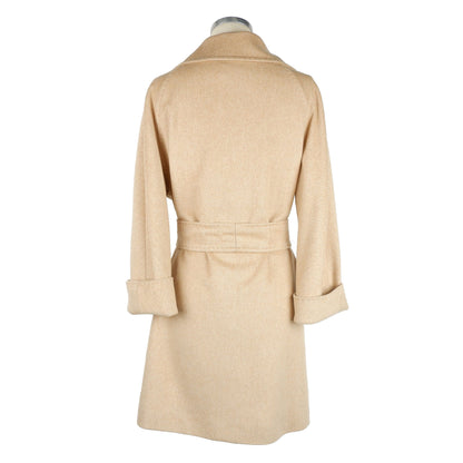 Manteau en laine beige fabriqué en Italie avec ceinture