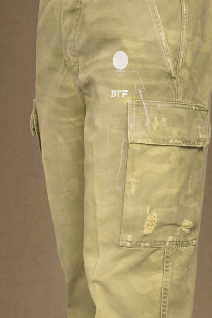 Enfilez le jean de créateur taille moyenne vert militaire plus ample