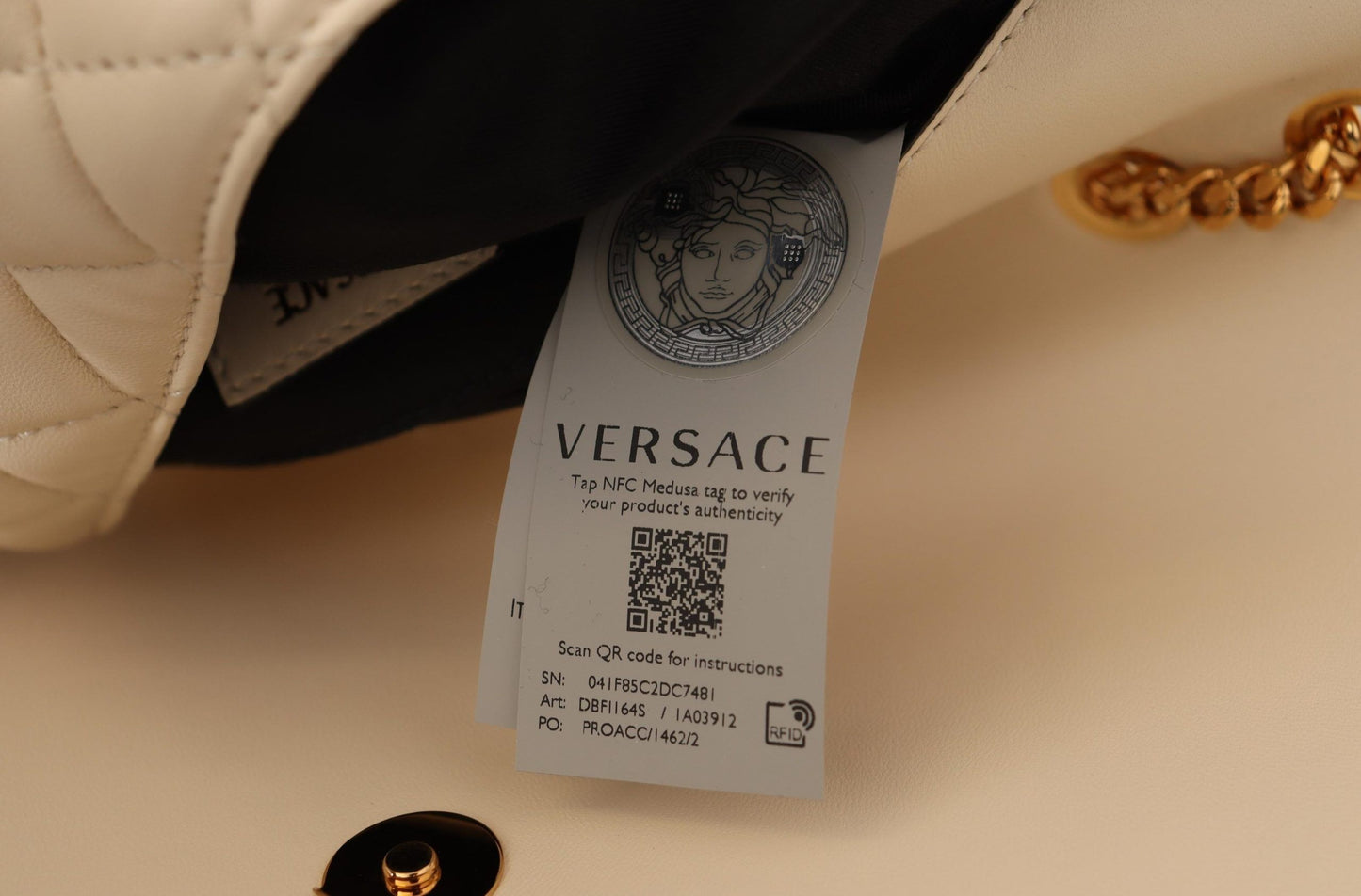 Versace Bolso de hombro Medusa de piel de napa blanca