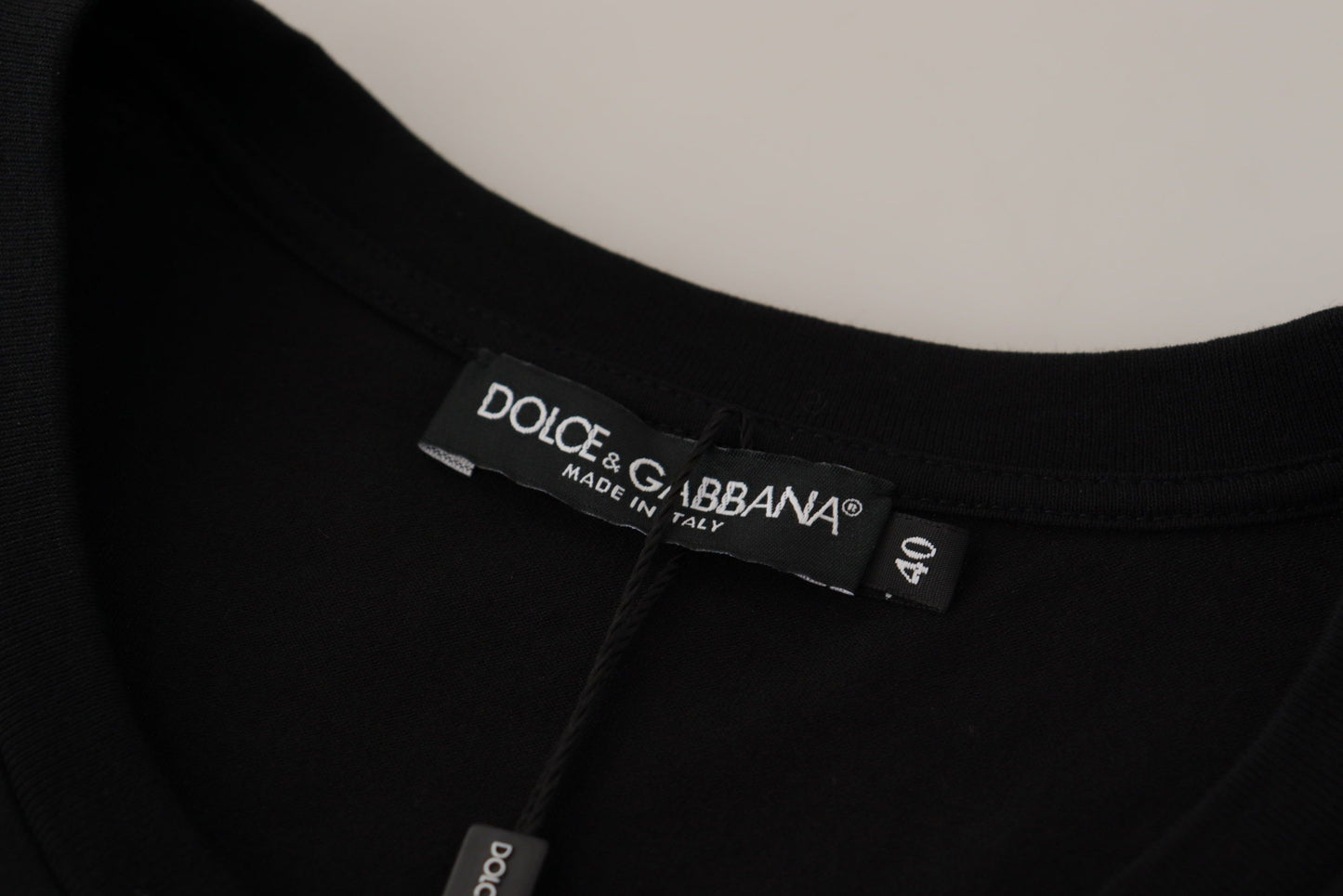 Dolce &amp; Gabbana: Le t-shirt noir en coton avec logo pour femme