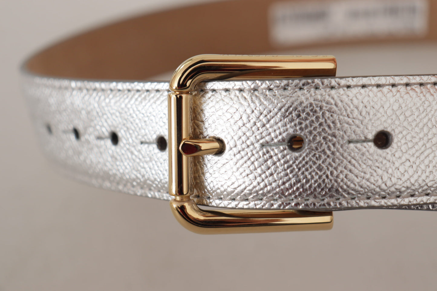 Ceinture en cuir argenté Dolce &amp; gabbana avec boucle gravée