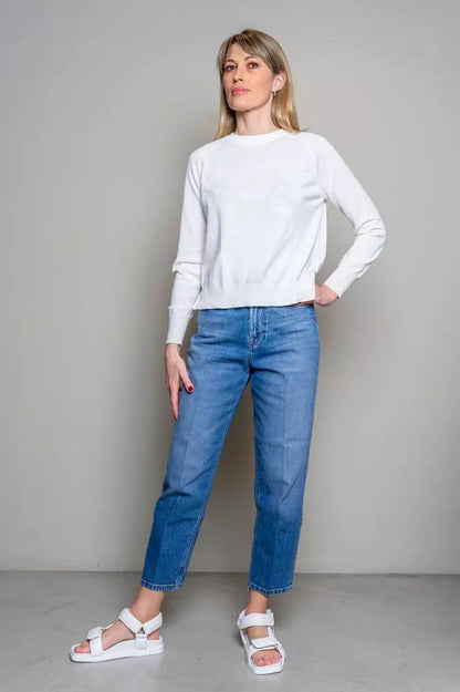 Enfilez le denim bleu taille haute plus ample pour femme