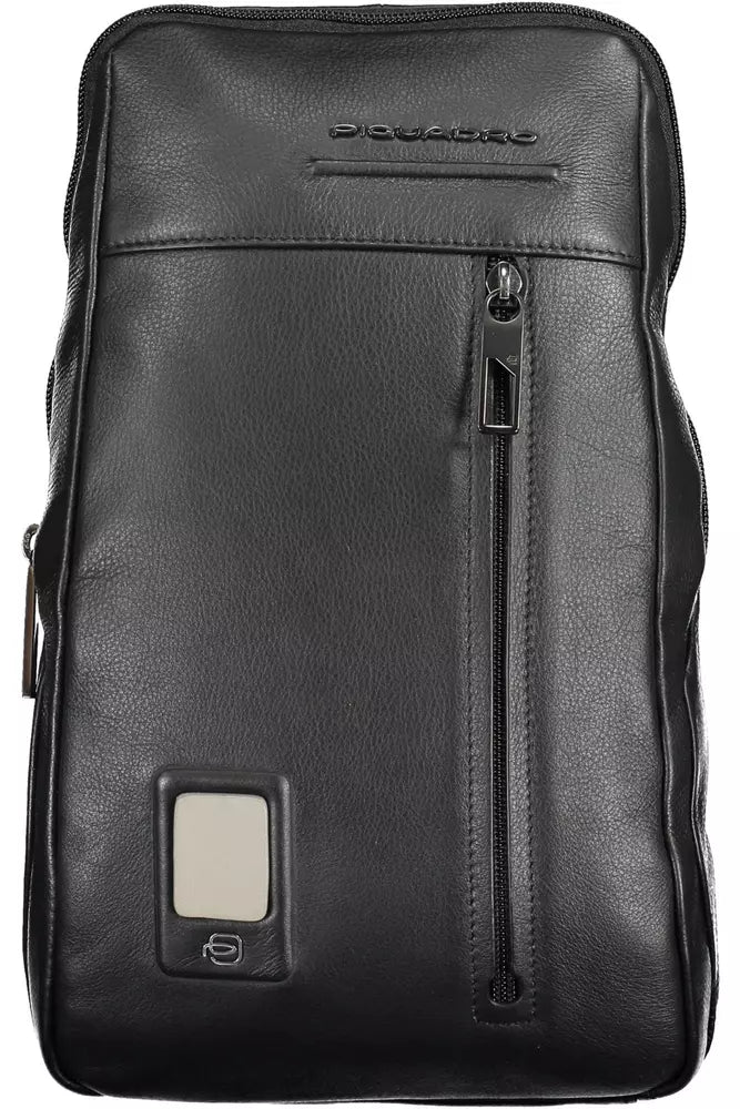 Sac porté épaule Piquadro en cuir noir élégant avec espace pour ordinateur portable