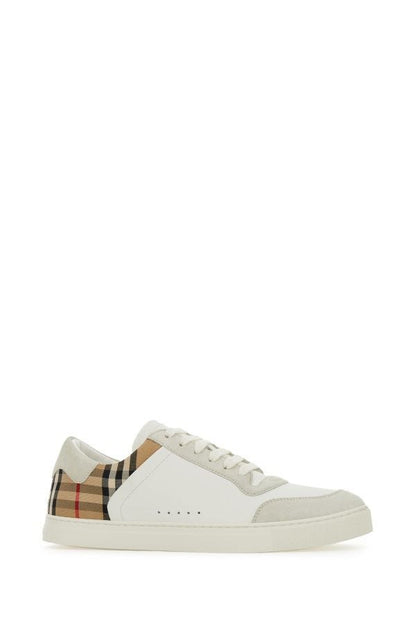 Burberry Baskets en cuir de veau multicolores blanches