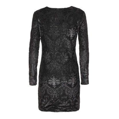 Robe noire élégante à manches longues imparfaite