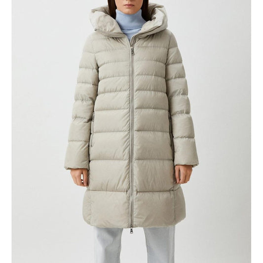 Ajoutez des vestes et des manteaux en polyamide gris
