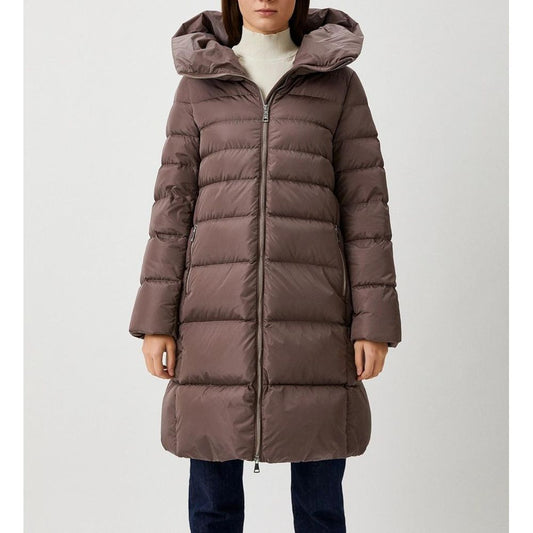 Ajoutez des vestes et des manteaux en polyamide marron