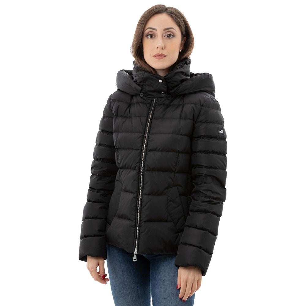 Ajoutez des vestes et des manteaux en polyamide noir