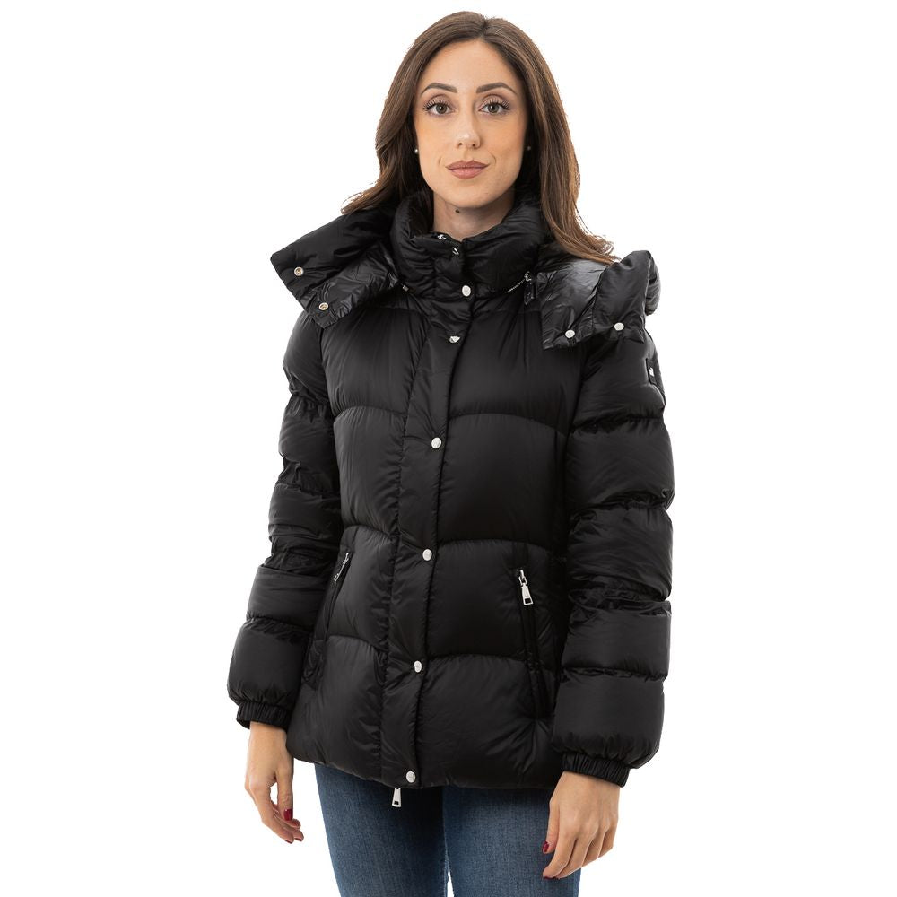 Ajoutez des vestes et des manteaux en polyamide noir