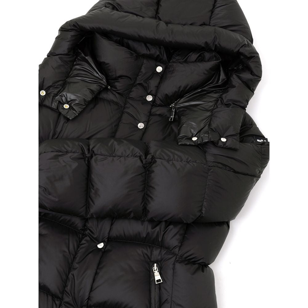 Ajoutez des vestes et des manteaux en polyamide noir