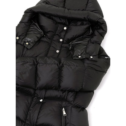 Ajoutez des vestes et des manteaux en polyamide noir