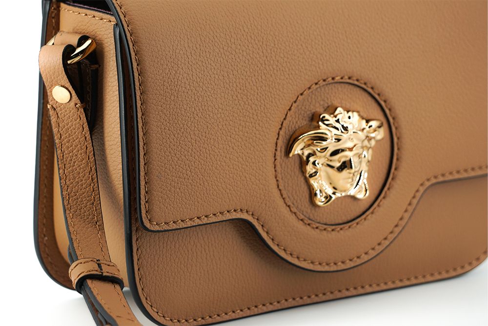 Versace sac porté épaule en cuir de veau marron